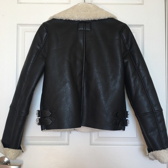 Blank NYC faux fur vegan leather moto jacket - Picture 5 of 8